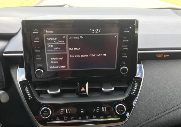 Toyota Corolla cena 75900 przebieg: 79211, rok produkcji 2020 z Lipsk małe 211